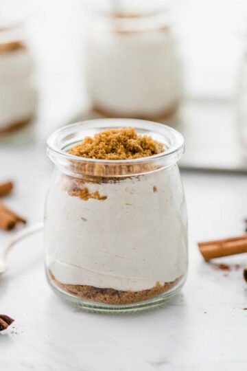 chai cheesecake cups