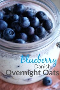 Blueberry Danish Overnight Oats | joaniesimon.com
