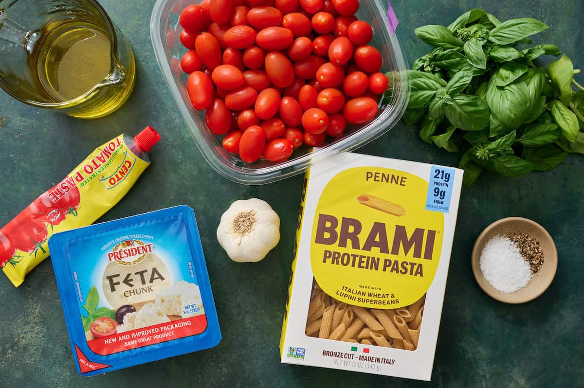 ingredients to make viral feta pasta but creamy